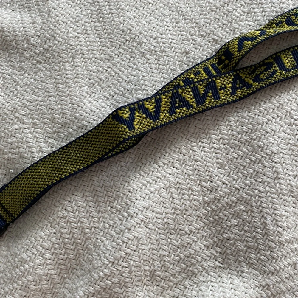 Vintage US NAVY navy and yellow lanyard